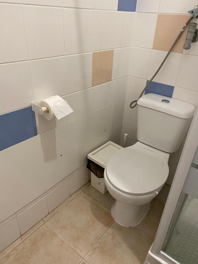 Aradas Garden Hostel מראה חיצוני תמונה
