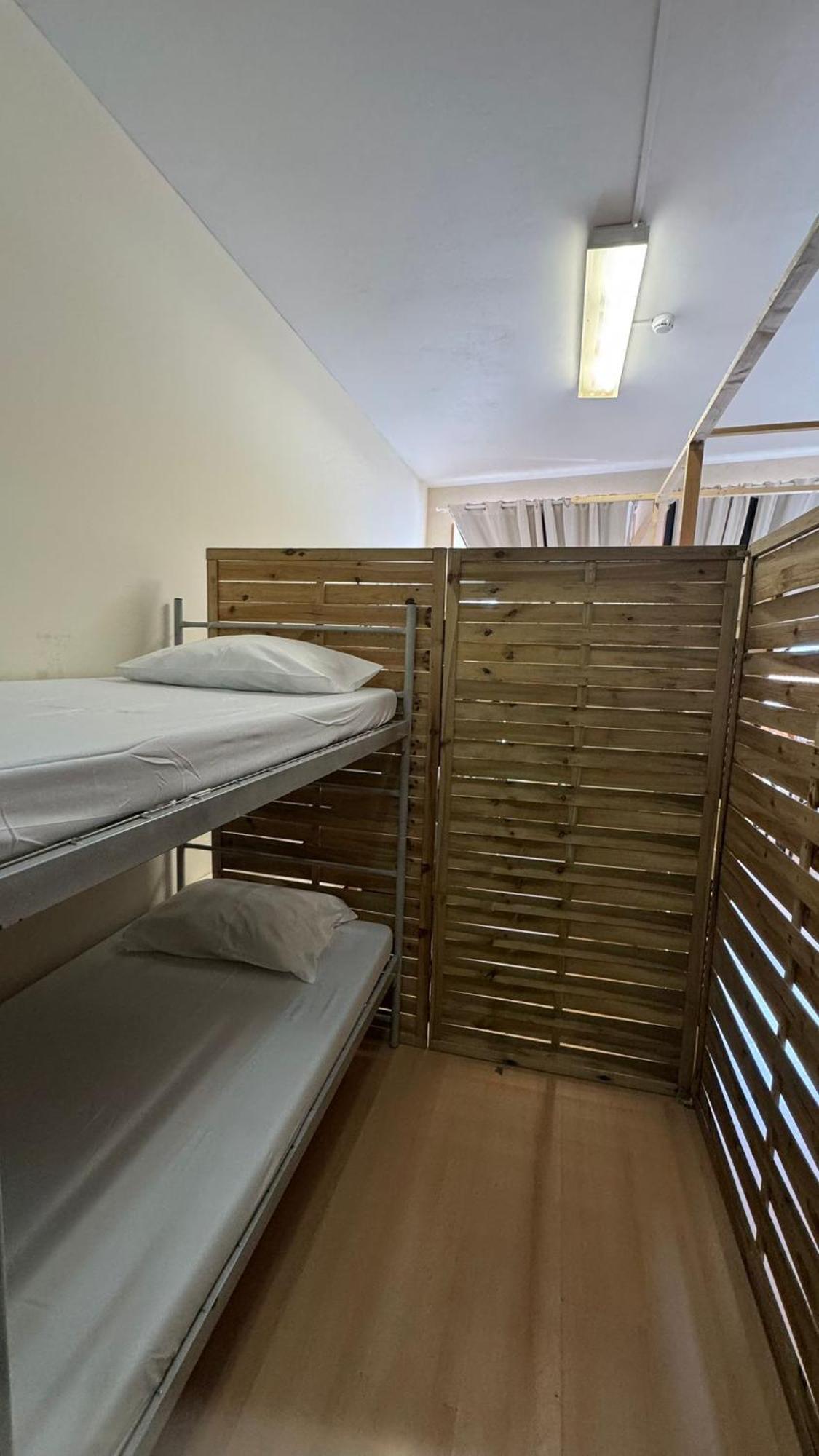 Aradas Garden Hostel מראה חיצוני תמונה