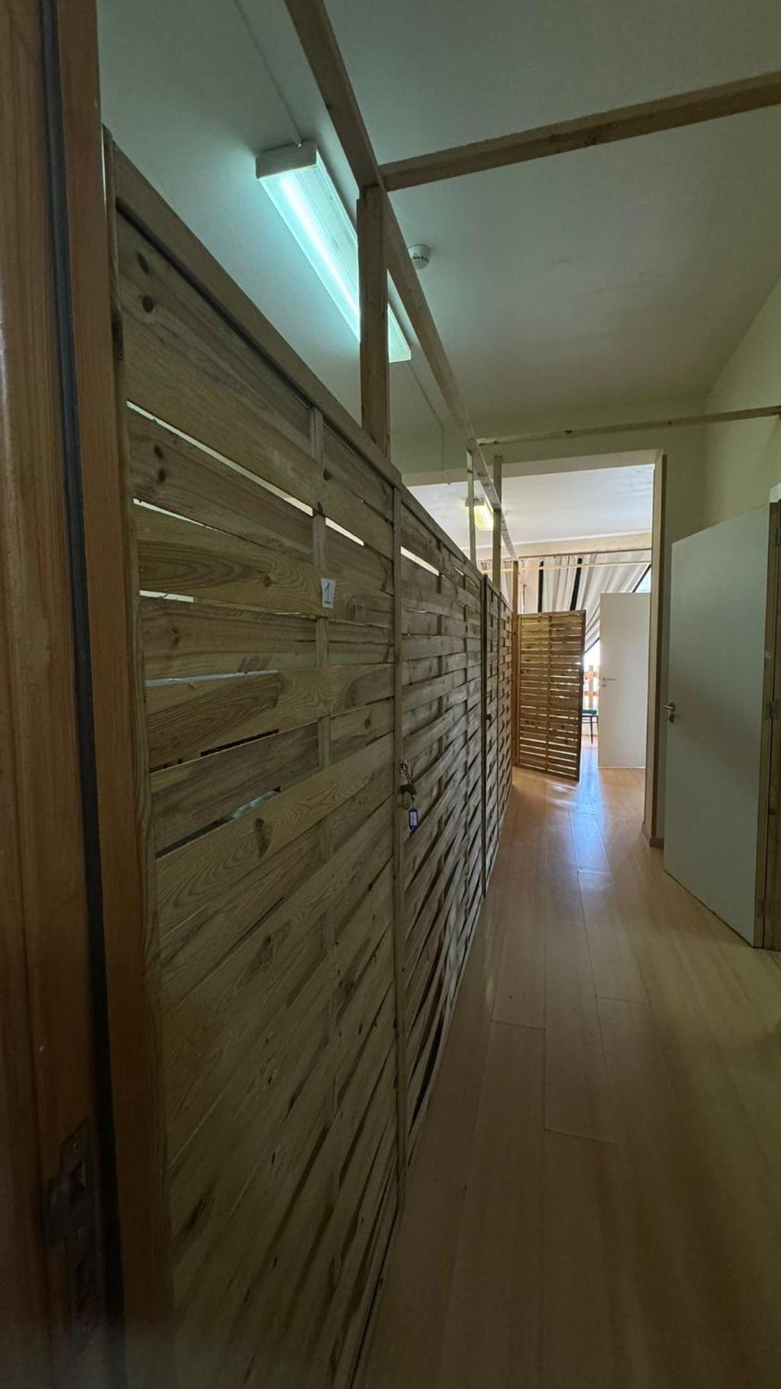 Aradas Garden Hostel מראה חיצוני תמונה