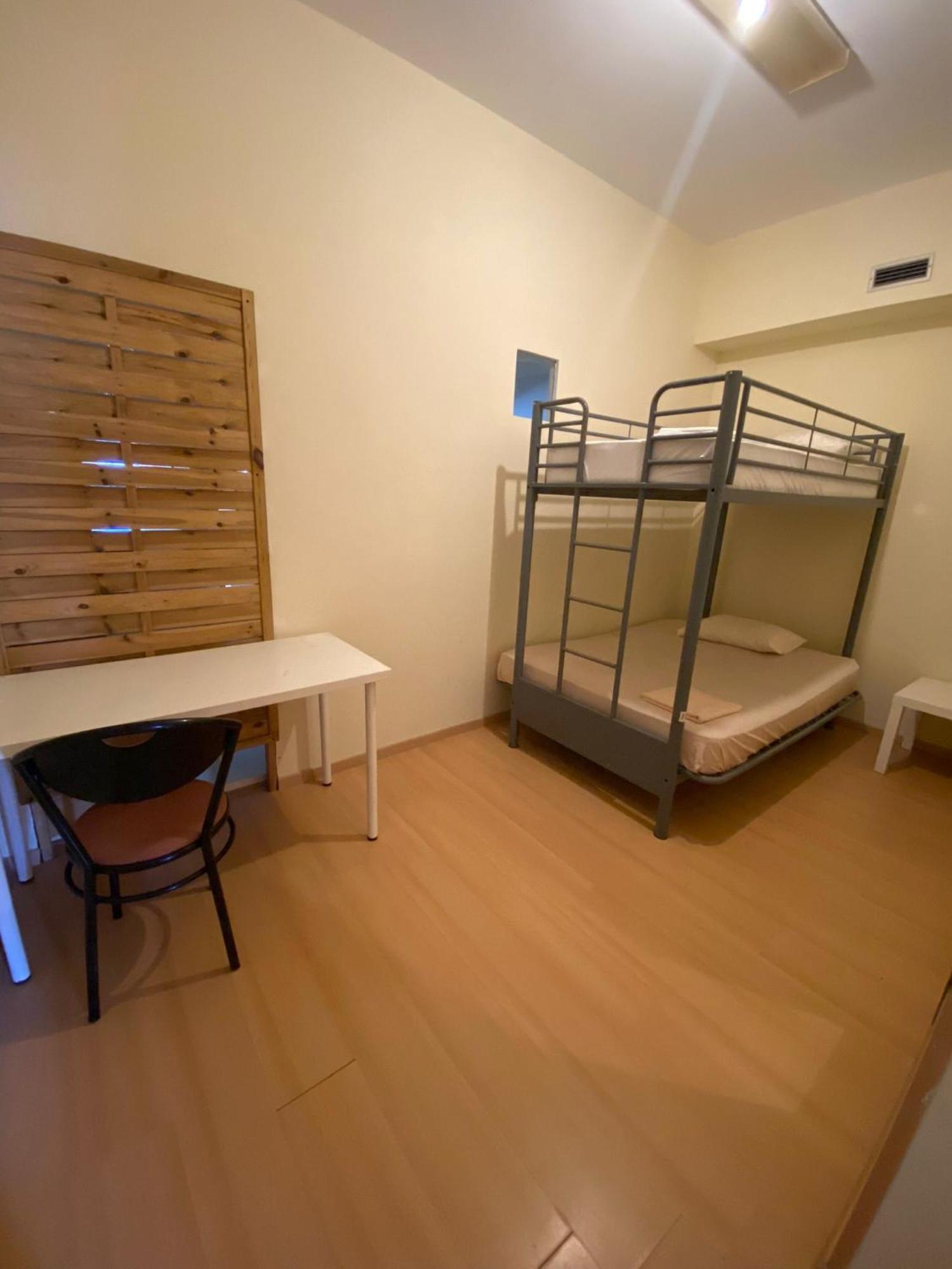 Aradas Garden Hostel מראה חיצוני תמונה