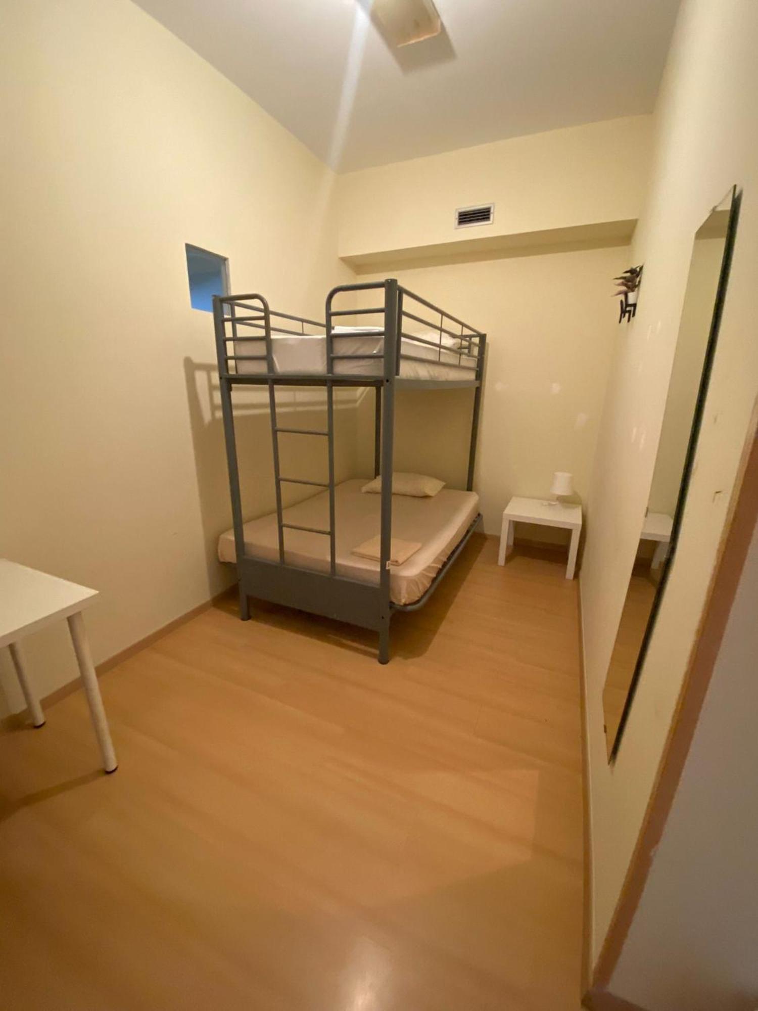 Aradas Garden Hostel מראה חיצוני תמונה