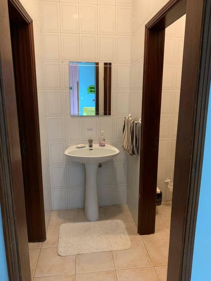 Aradas Garden Hostel מראה חיצוני תמונה