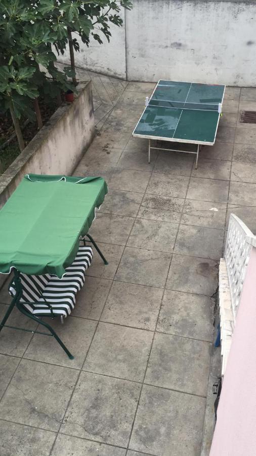 Aradas Garden Hostel מראה חיצוני תמונה
