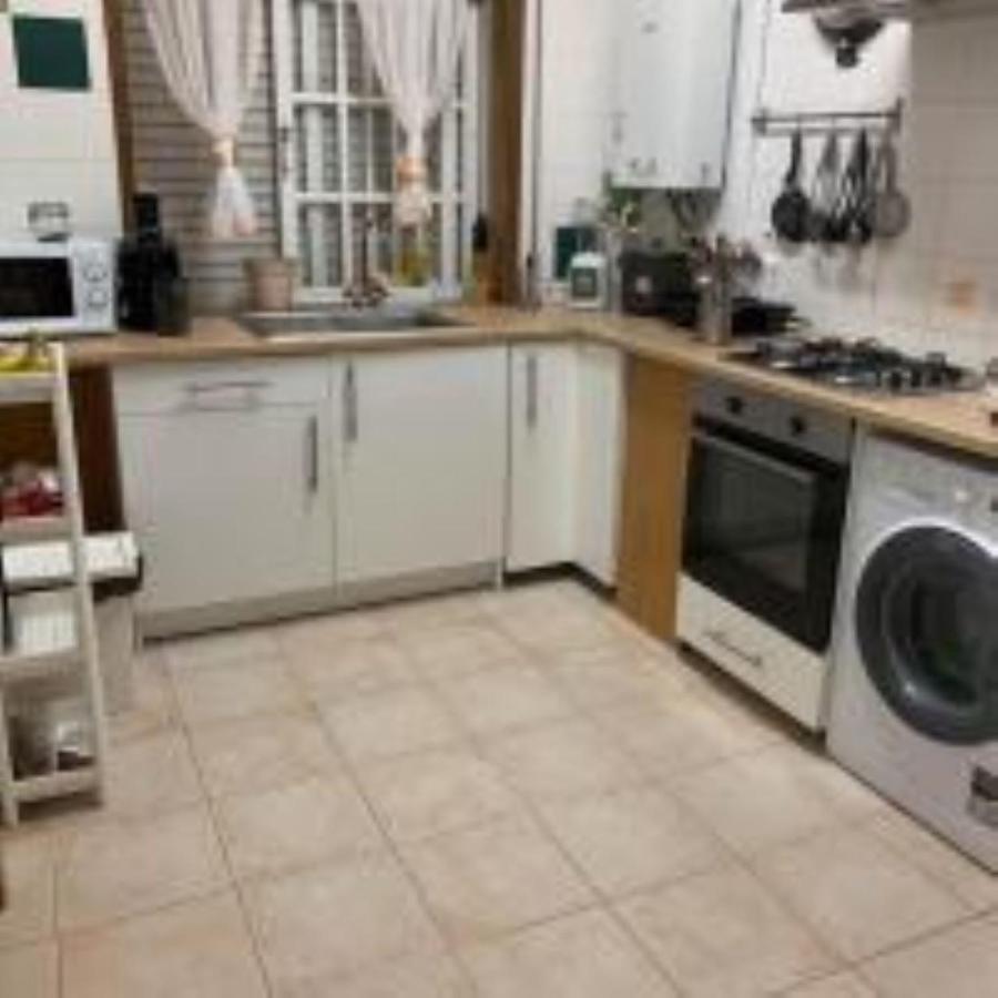 Aradas Garden Hostel מראה חיצוני תמונה
